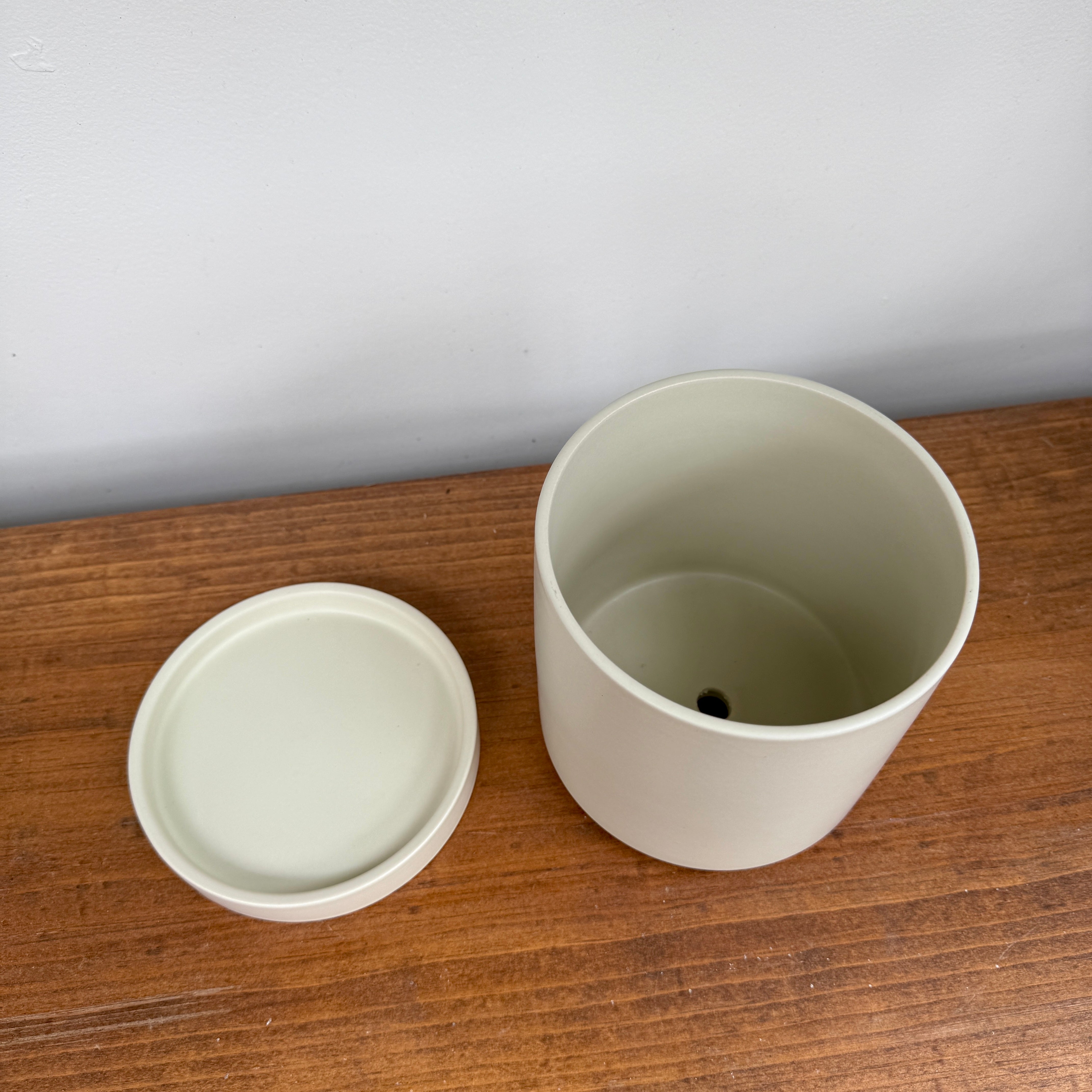 Romey Neutral Pot with Saucer - 5"x 5.75" - Tan