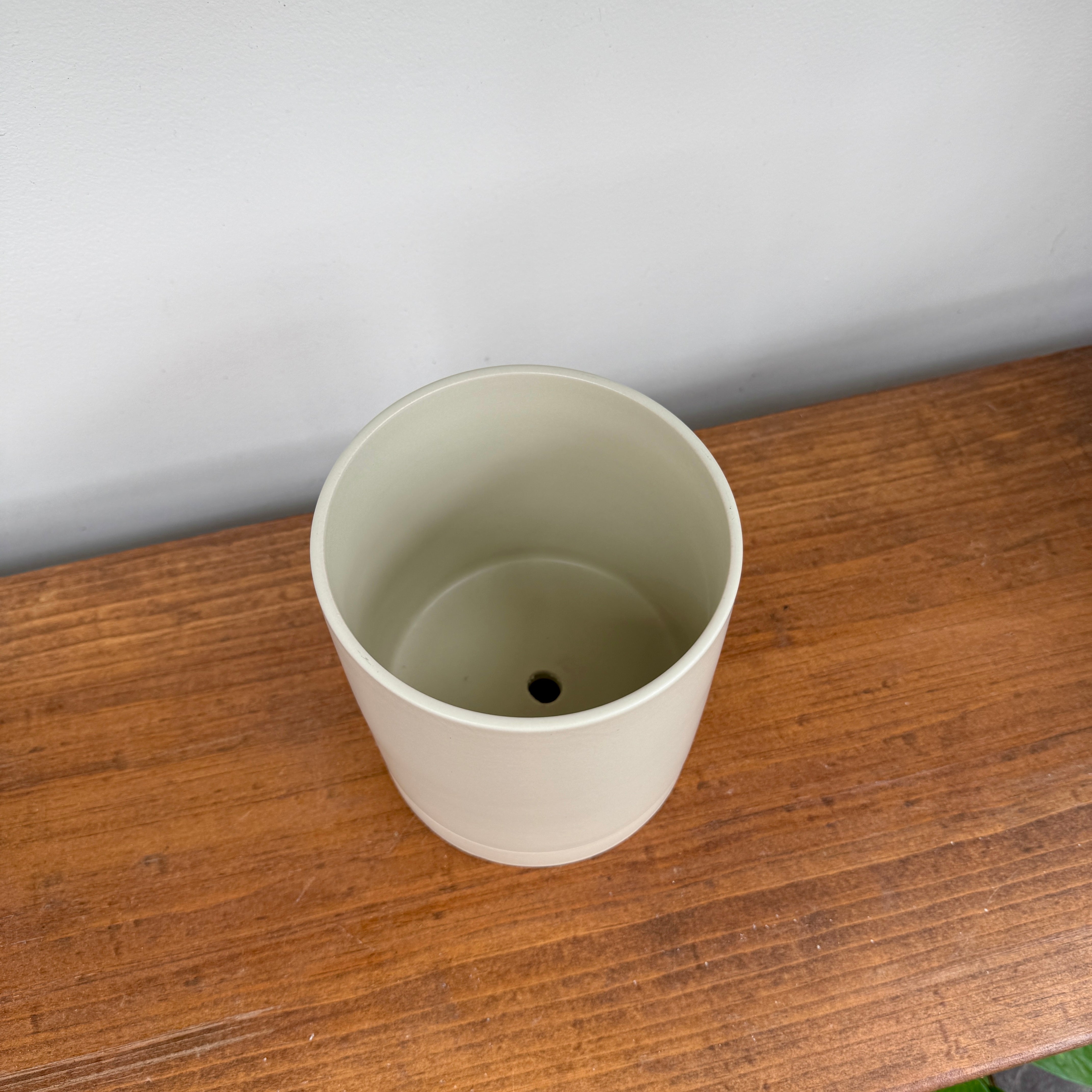 Romey Neutral Pot with Saucer - 5"x 5.75" - Tan