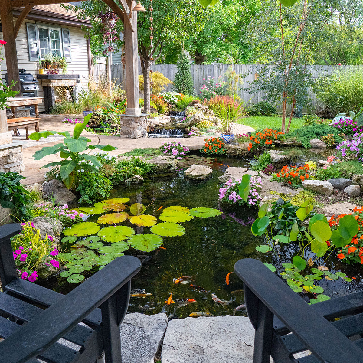 Medium Pond Kit 11' x 16' w / 3 - PL 3000 Pond Pump